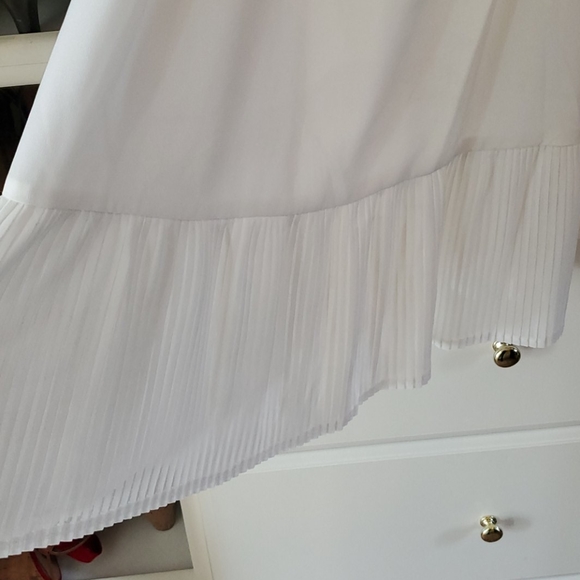 Top - Picture 3 of 6